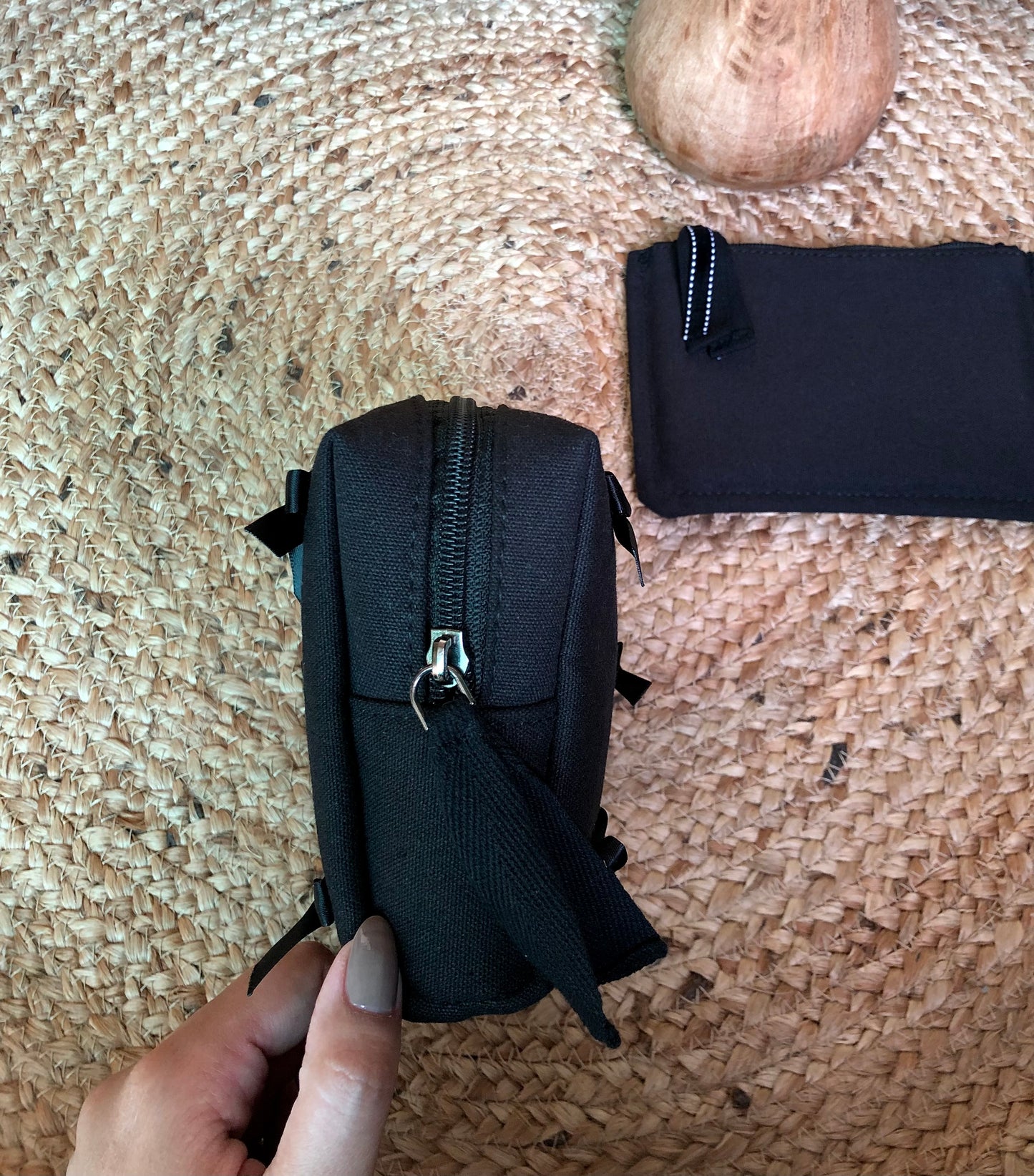 Bow Pouch