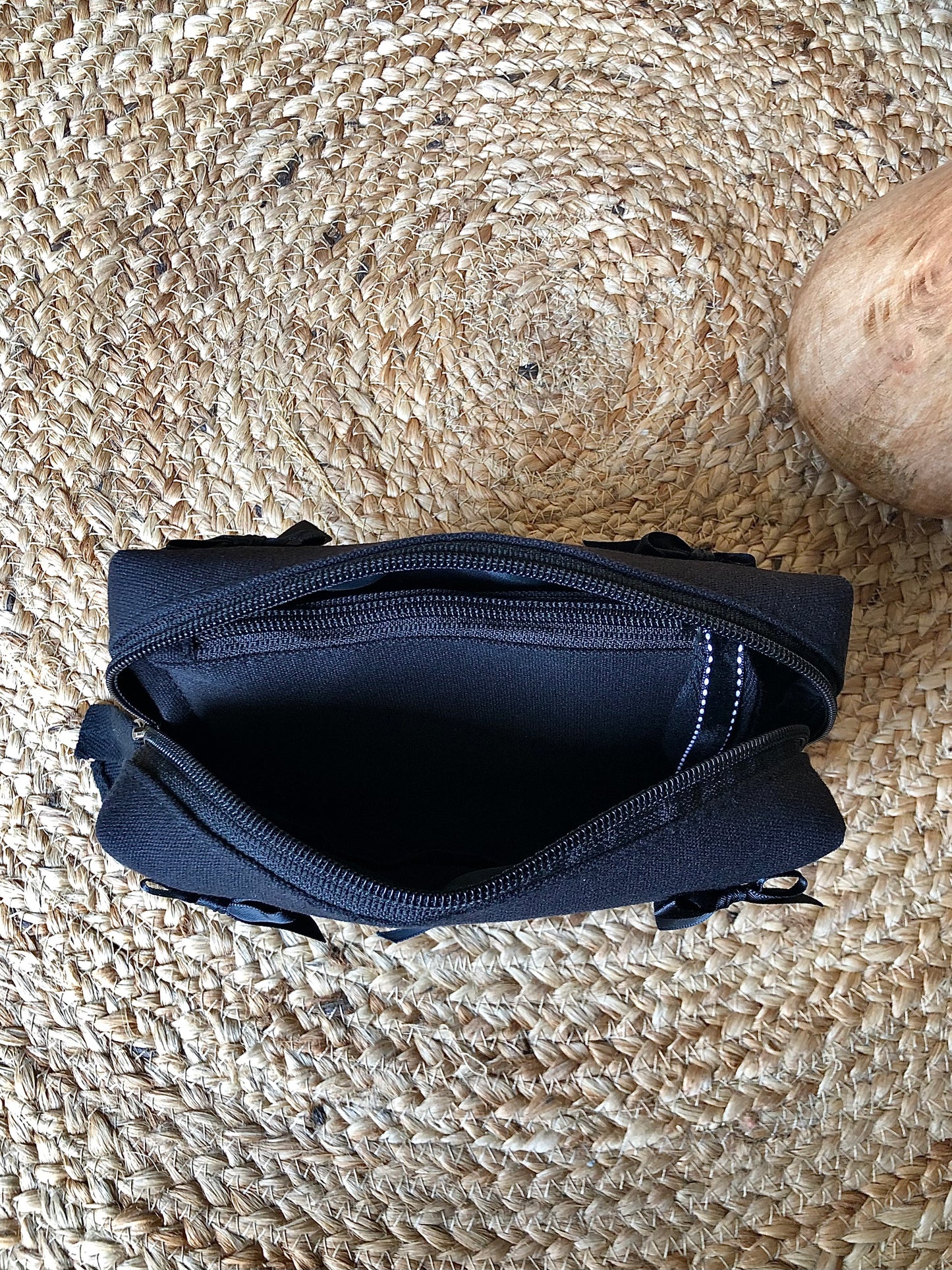 Bow Pouch